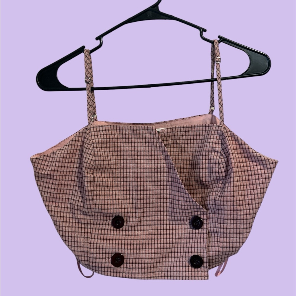 Wild Honey Crop tank top 
Size L